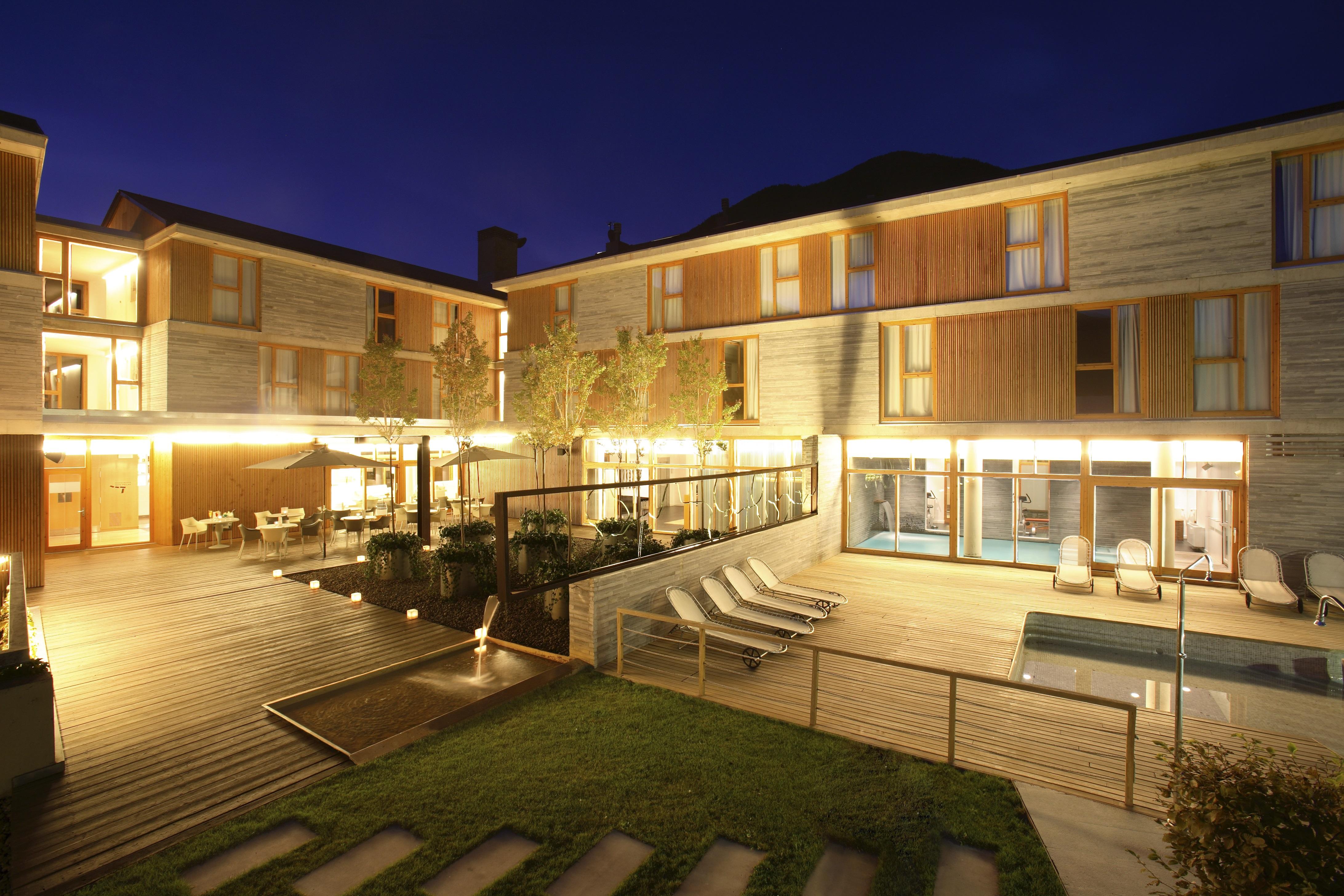 Hotel Tierra De Biescas Exteriér fotografie