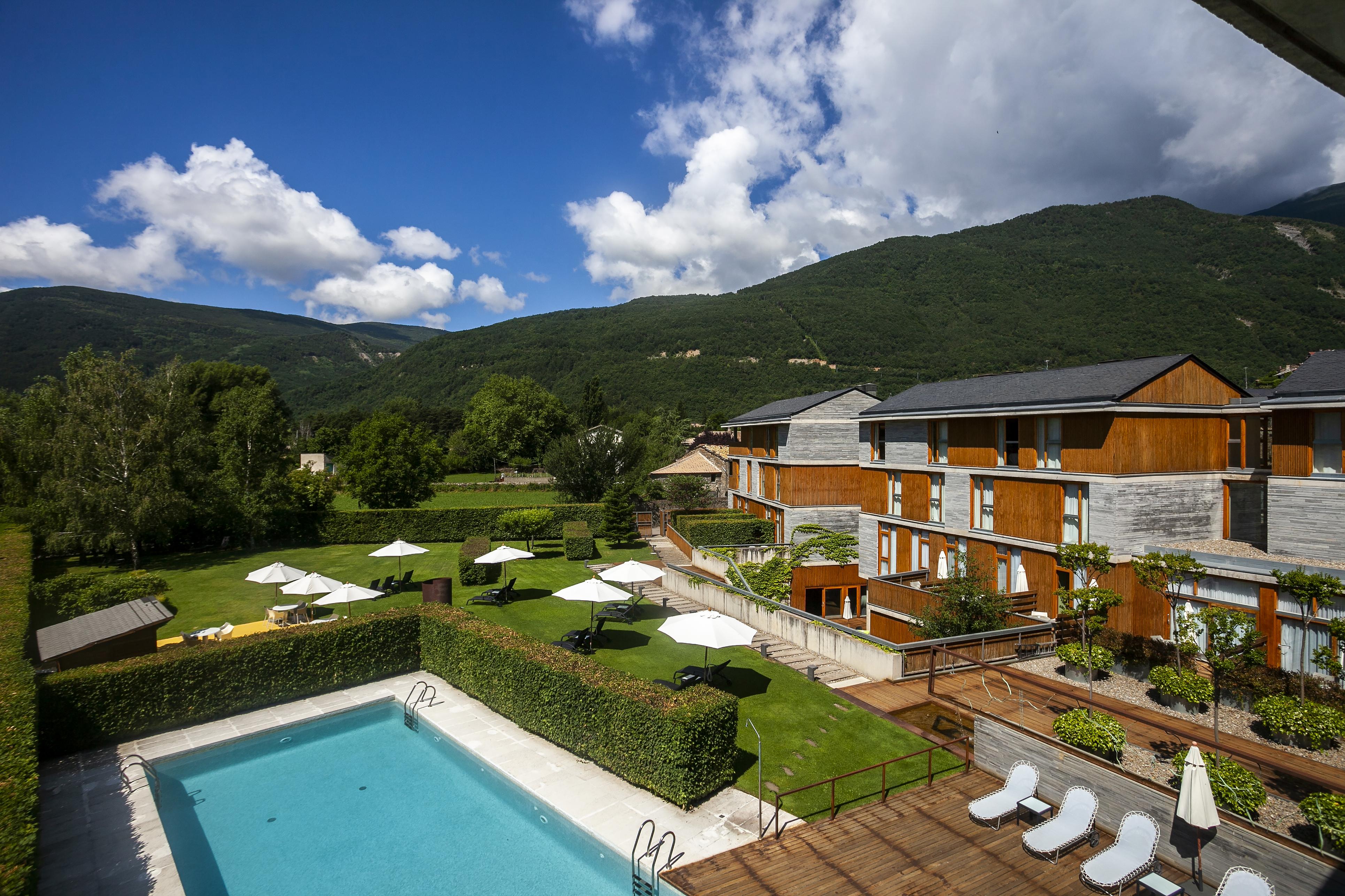 Hotel Tierra De Biescas Exteriér fotografie
