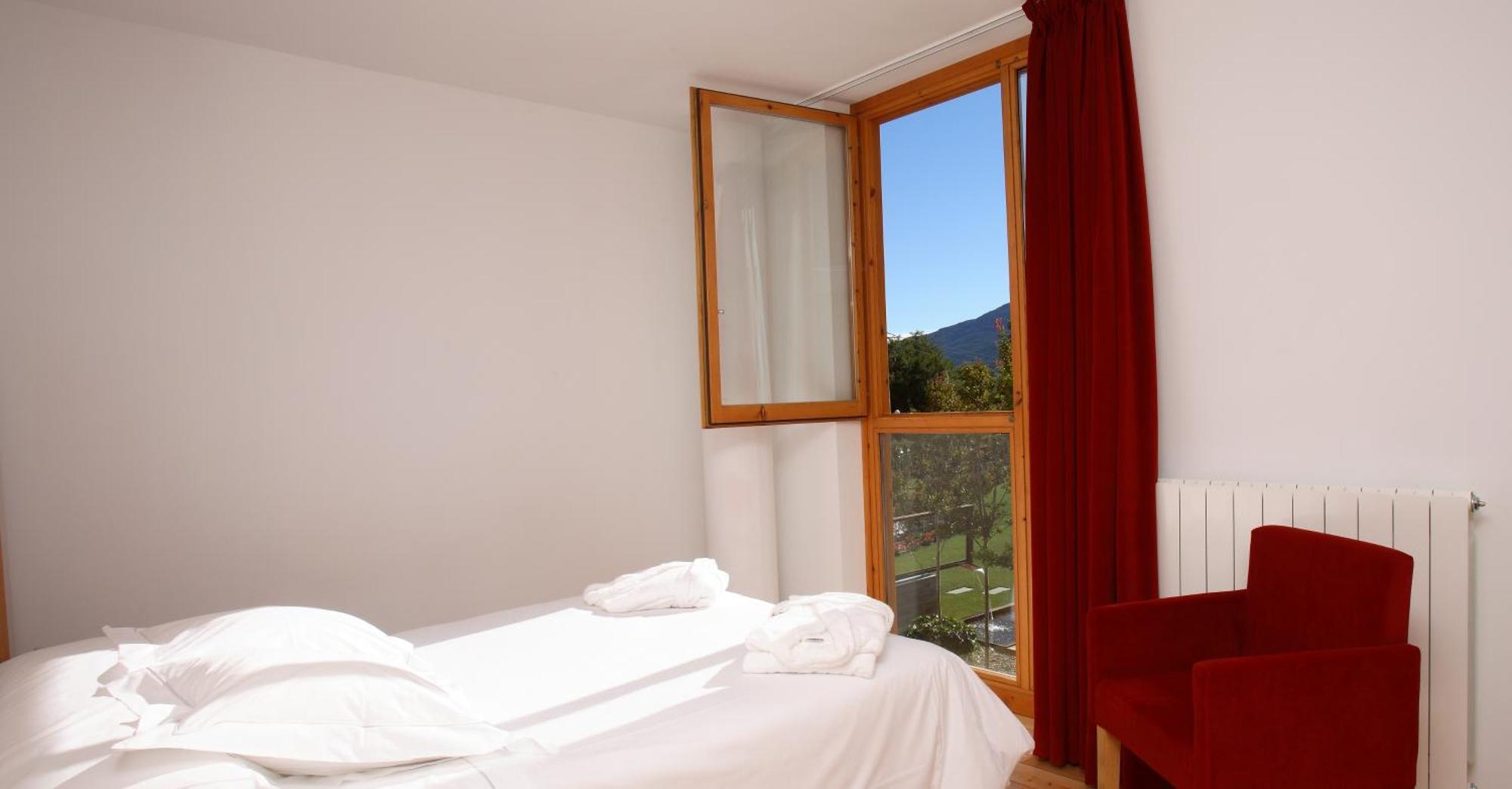 Hotel Tierra De Biescas Exteriér fotografie