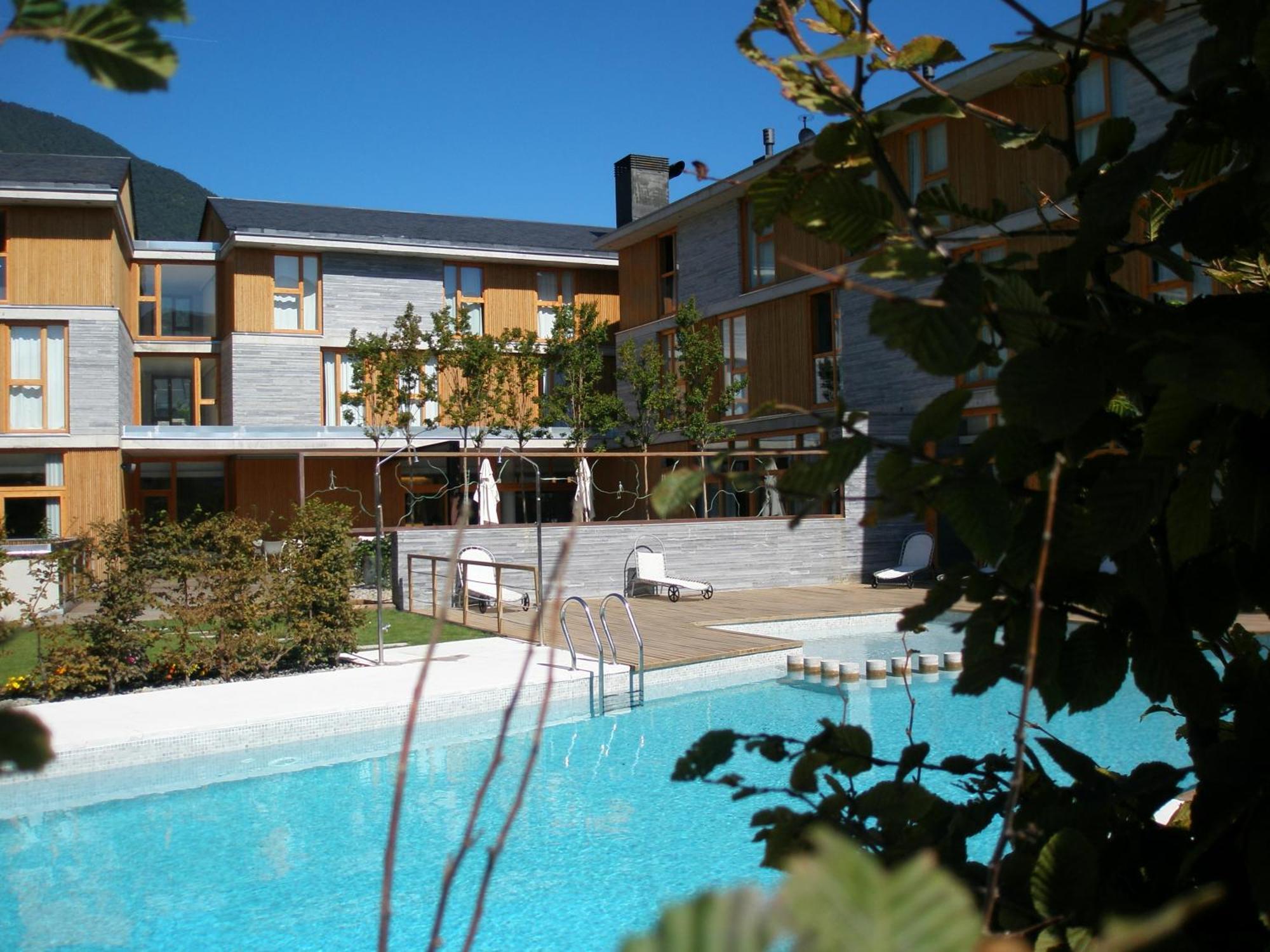 Hotel Tierra De Biescas Exteriér fotografie