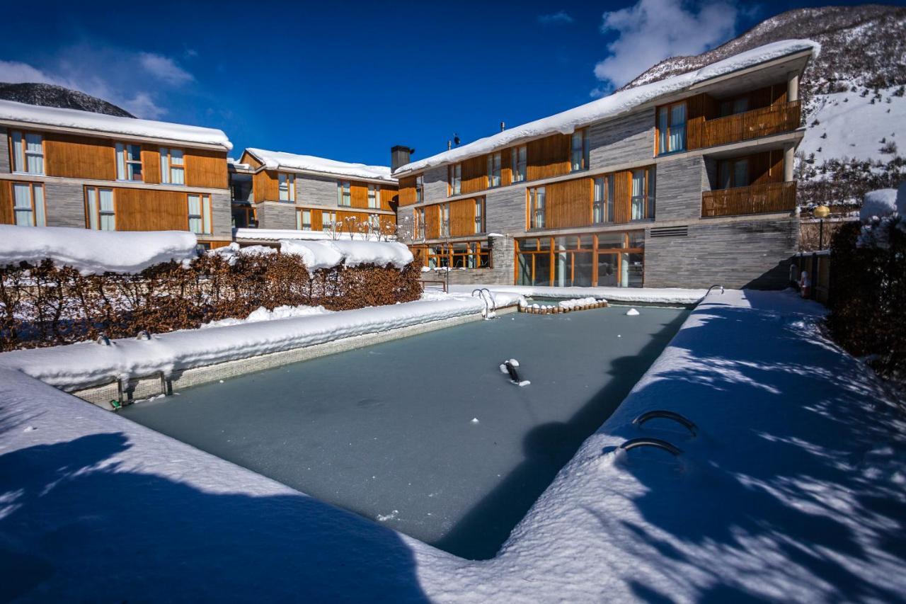 Hotel Tierra De Biescas Exteriér fotografie